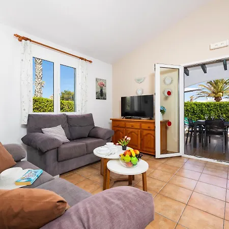 Juana Large Private Pool Ac Wifi * Cala en Bosch